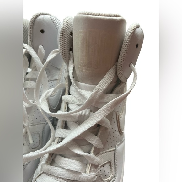 Nike Women's Son of Force Mid Trainers
Sneakers Shoes Size9. Color: White. - Picture 6 of 9
